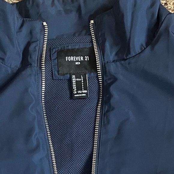 forever 21 windbreaker - Picture 3 of 3